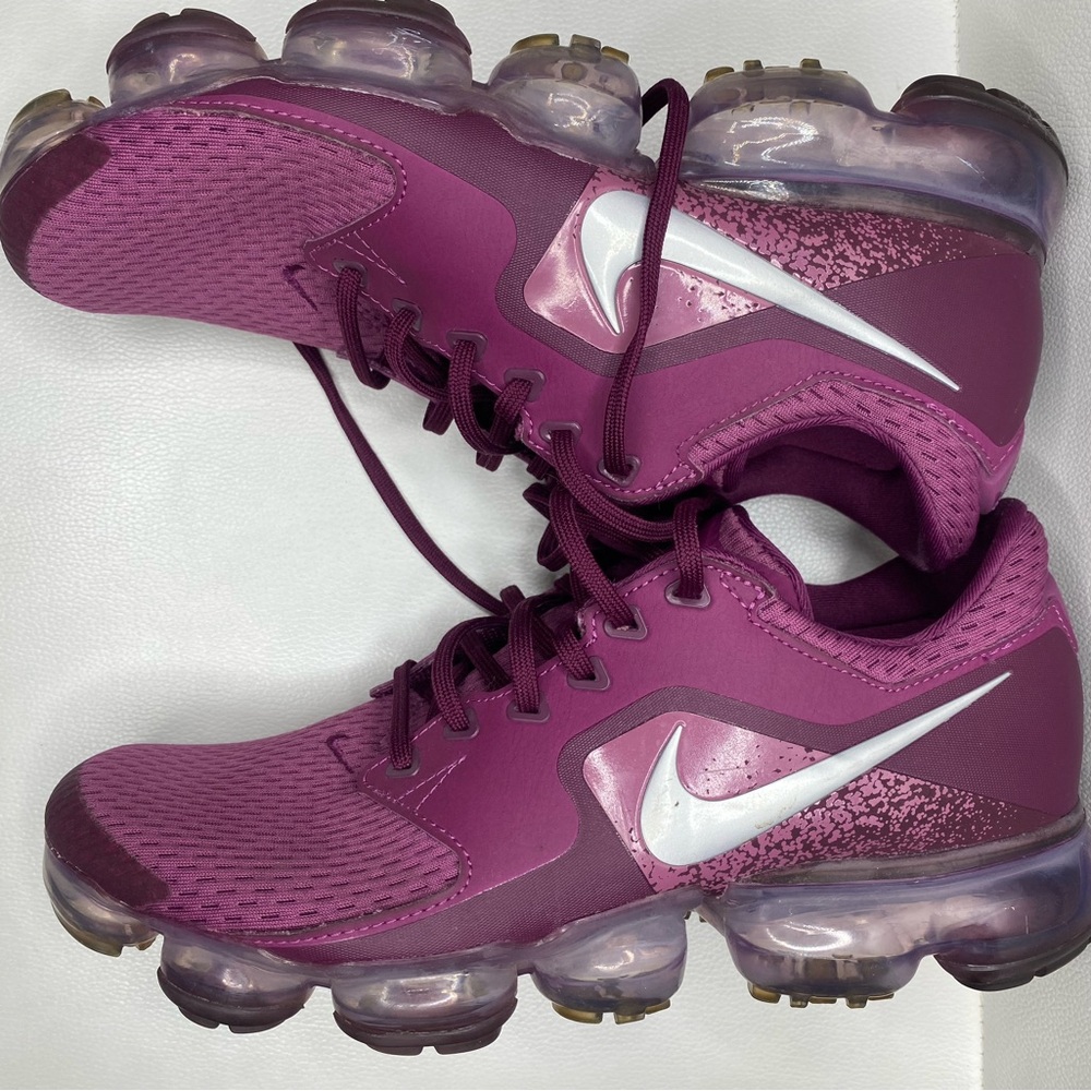 Authentic Youth Vapormax